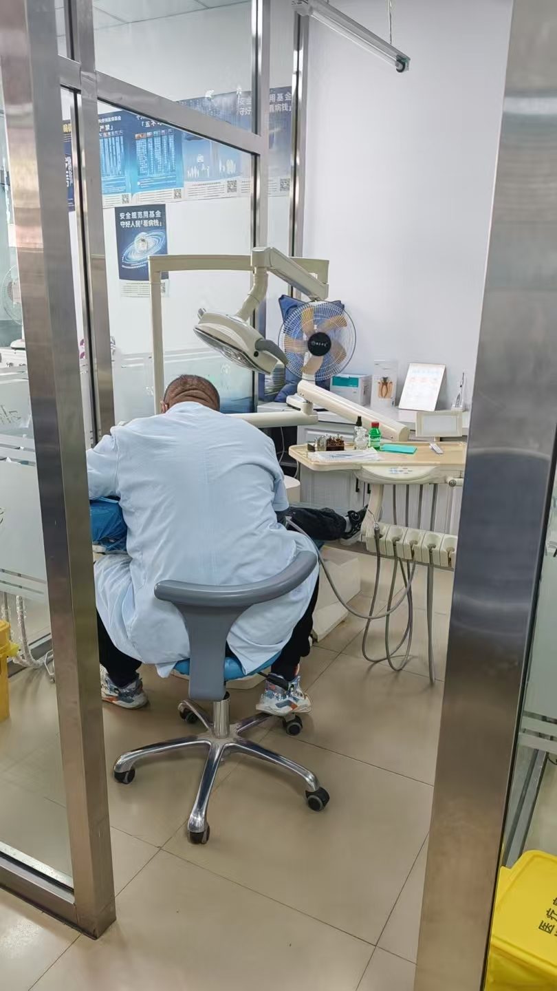 翟兆鹏口腔诊所门店环境实拍